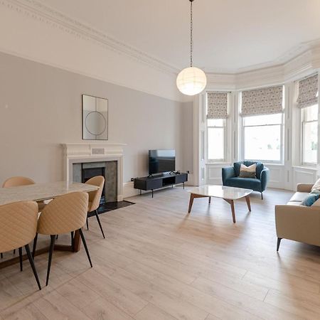 Kensington 2 Bed 2 Bath Apartment For 5 Guests London Exterior photo